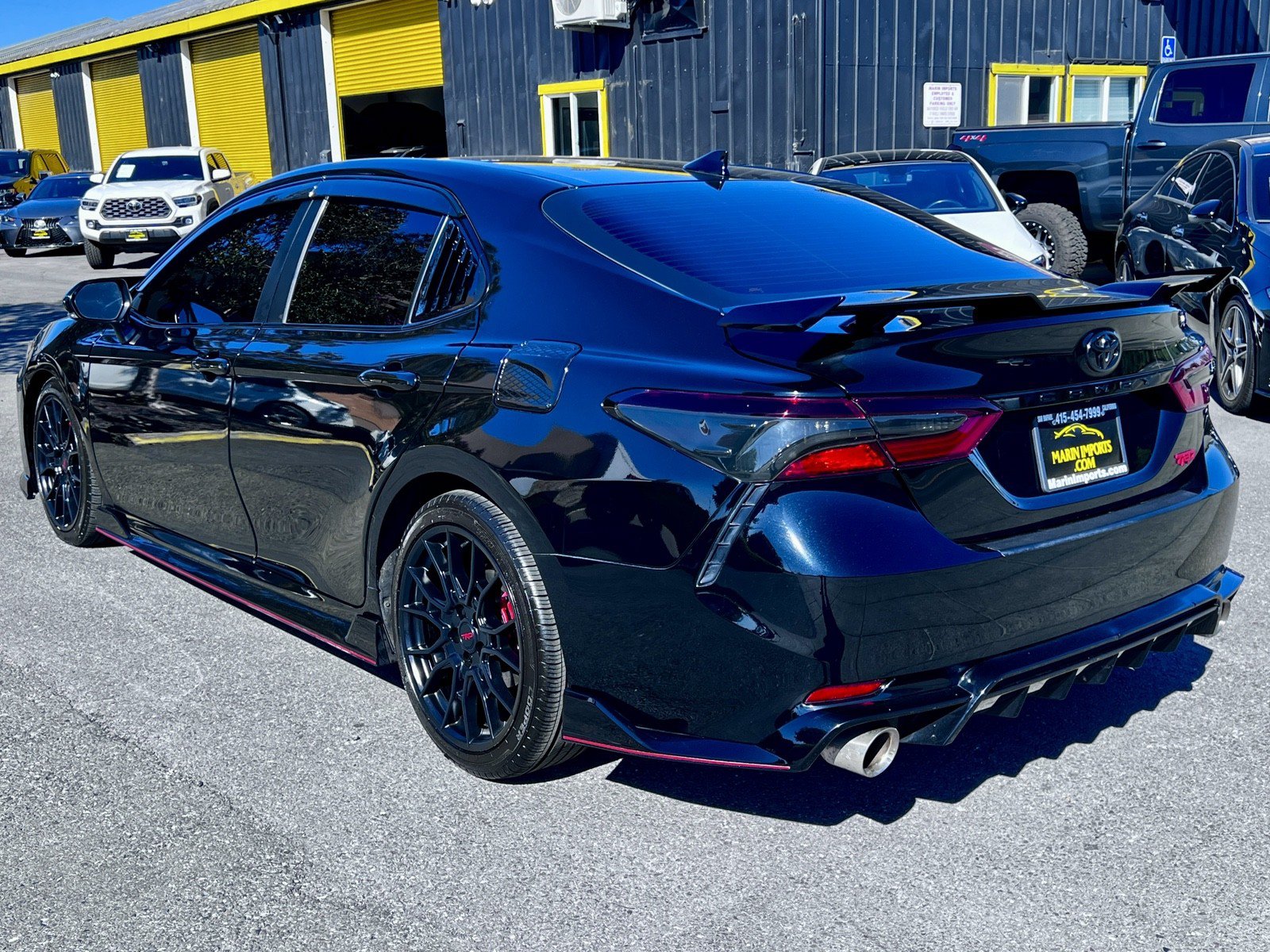 Used 2022 Toyota Camry TRD w/ TRD Package w/JBL Audio FWD image 8