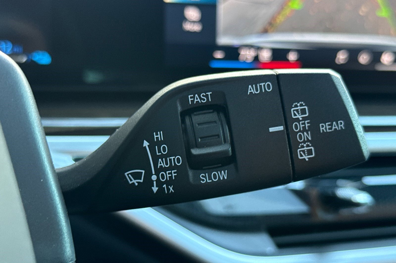 Certified 2024 BMW X5 xDrive50e w/ Premium Package image 32