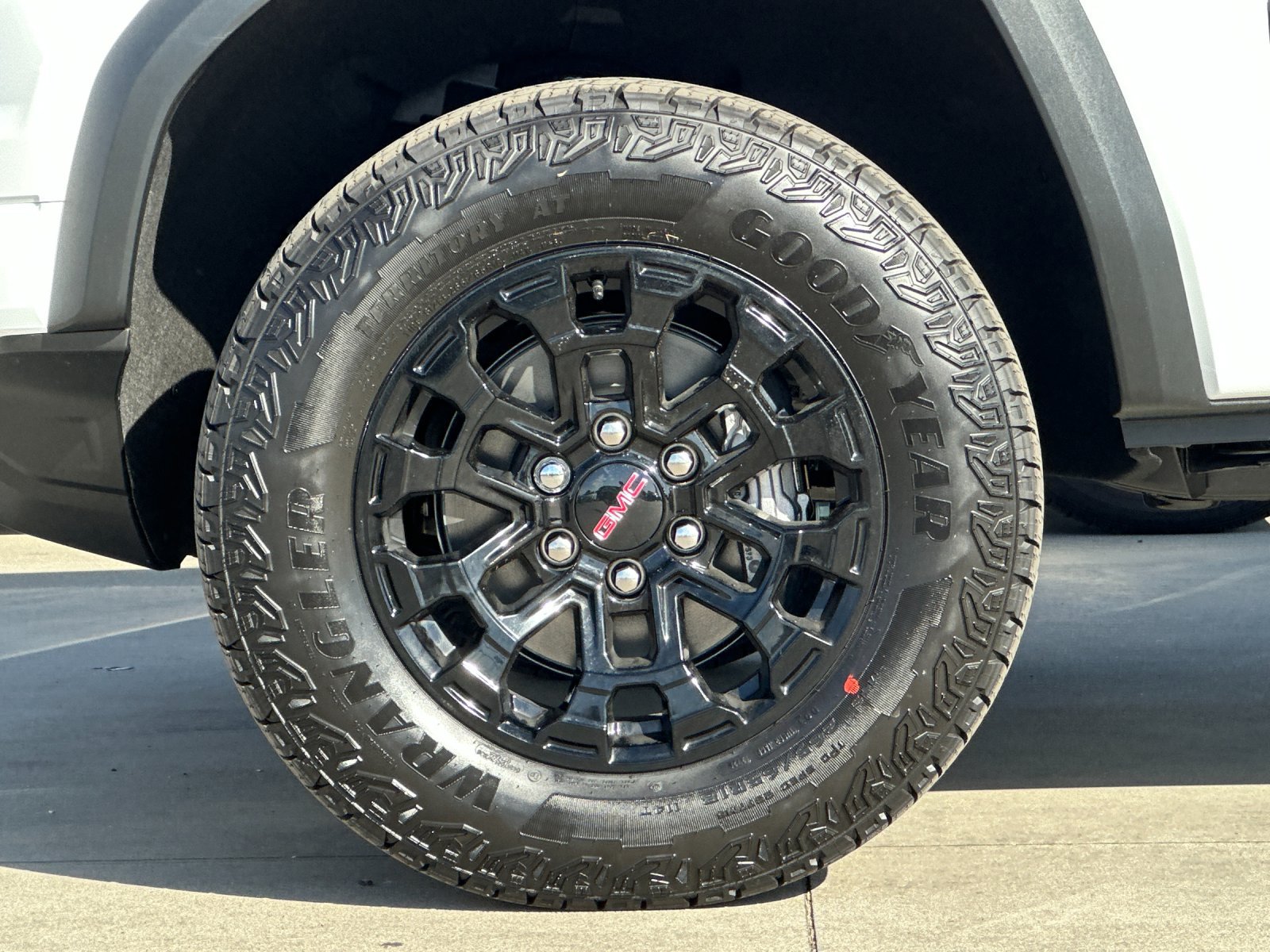 New 2026 GMC Canyon Elevation RWD image 23