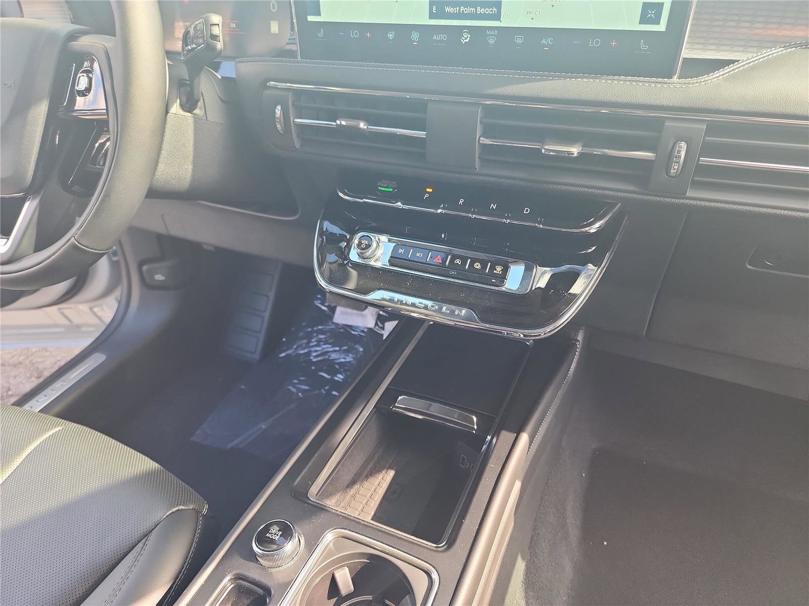 New 2026 Lincoln Corsair Premiere image 26