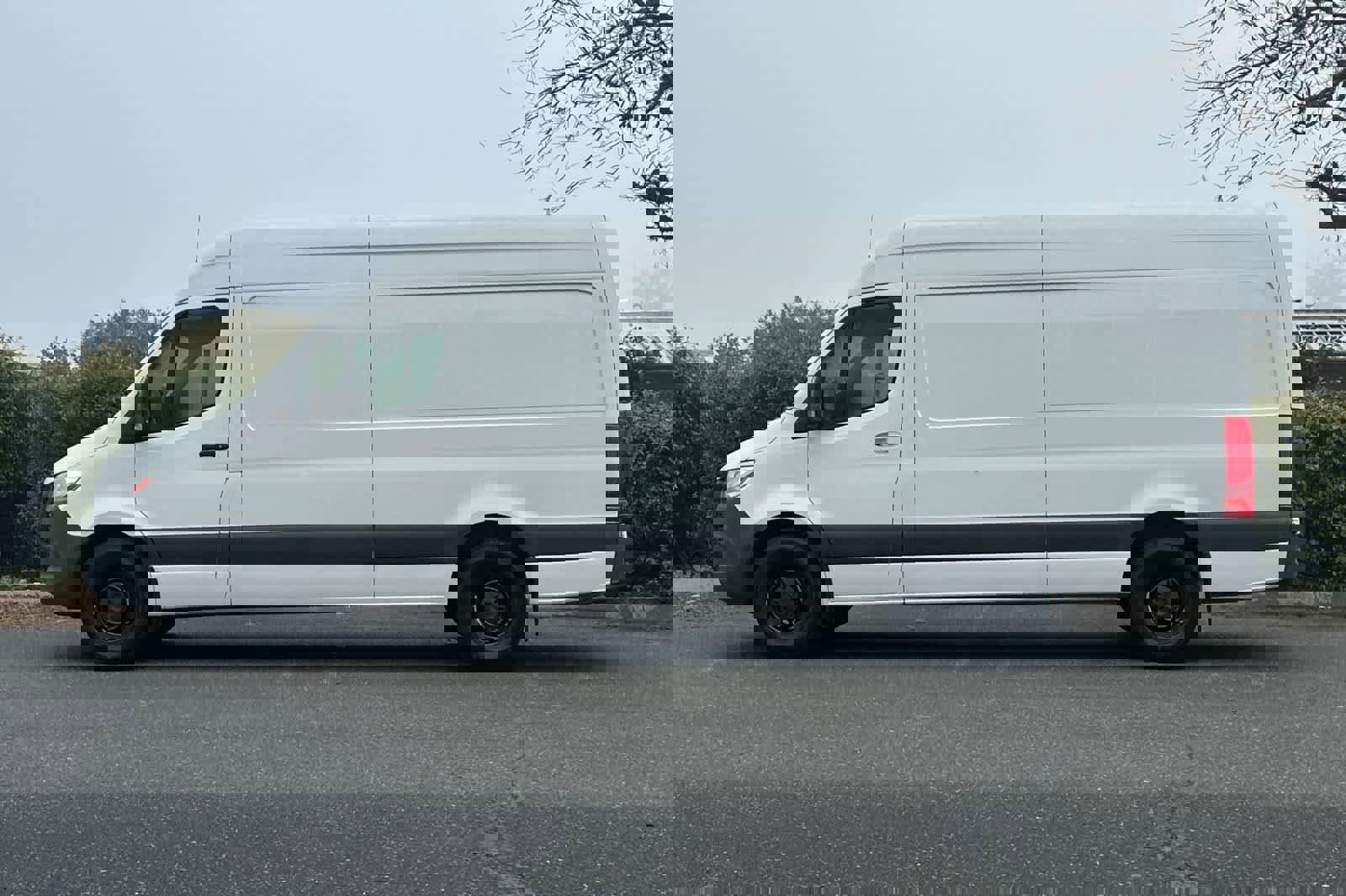 Used 2023 Mercedes-Benz Sprinter 2500 image 6