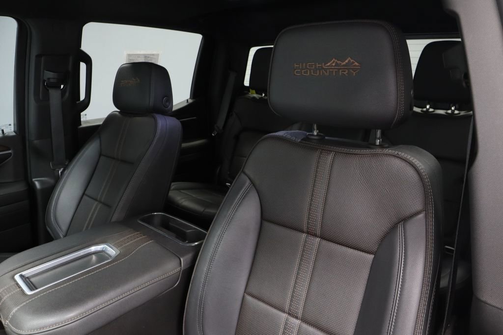 Used 2022 Chevrolet Silverado 1500 High Country w/ High Country Premium Package AWD/4WD image 26