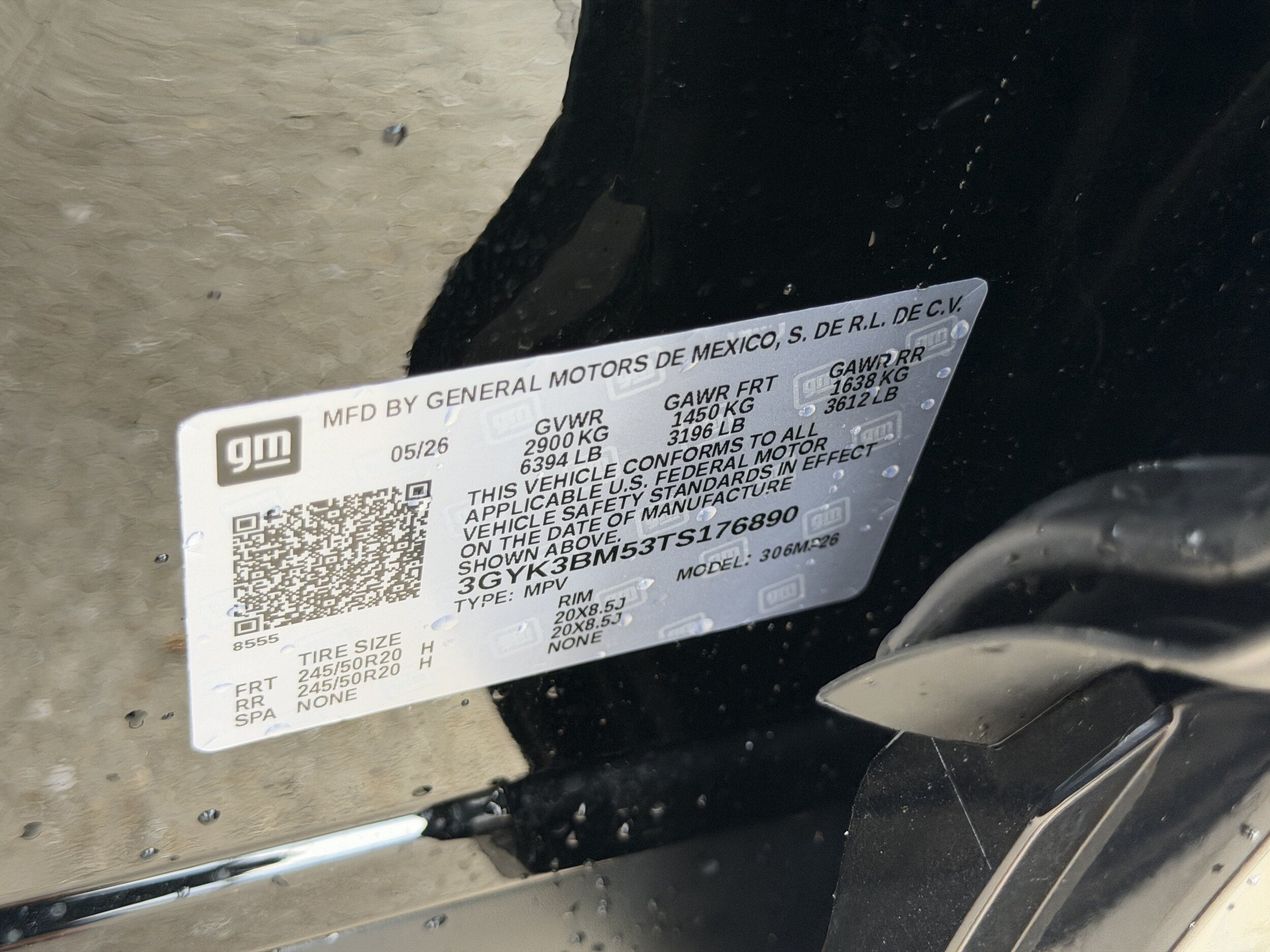 New 2026 Cadillac Optiq Luxury 1 RWD image 32