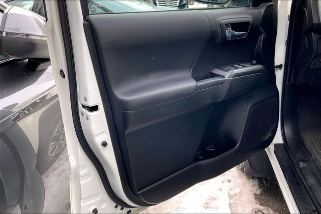 Used 2023 Toyota Tacoma TRD Sport image 21