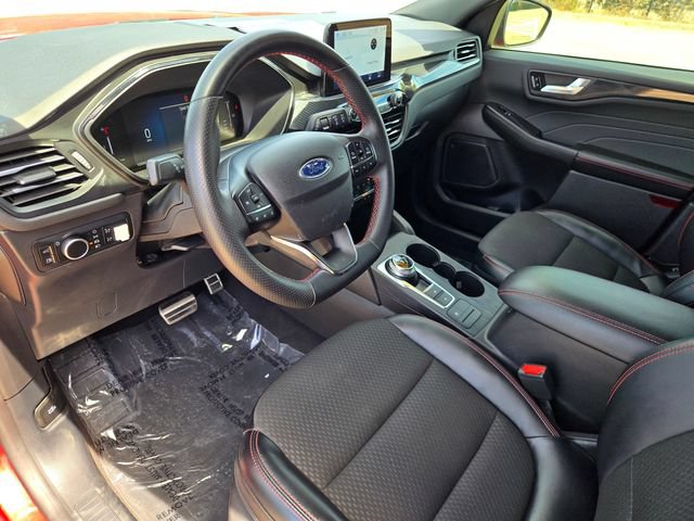 Certified 2023 Ford Escape ST-Line w/ Equipment Group 301A FWD image 10