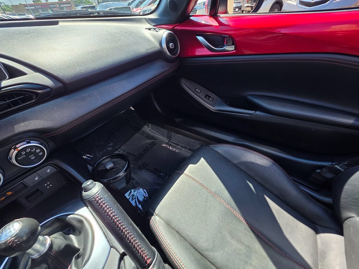 Used 2016 MAZDA MX-5 Miata Grand Touring RWD image 37