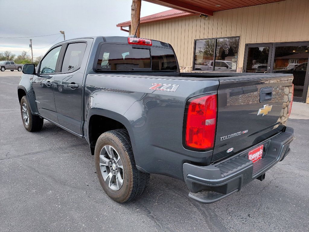 Used 2017 Chevrolet Colorado Z71 AWD/4WD image 8