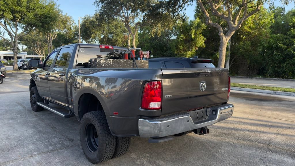 Used 2018 RAM 3500 SLT AWD/4WD image 4