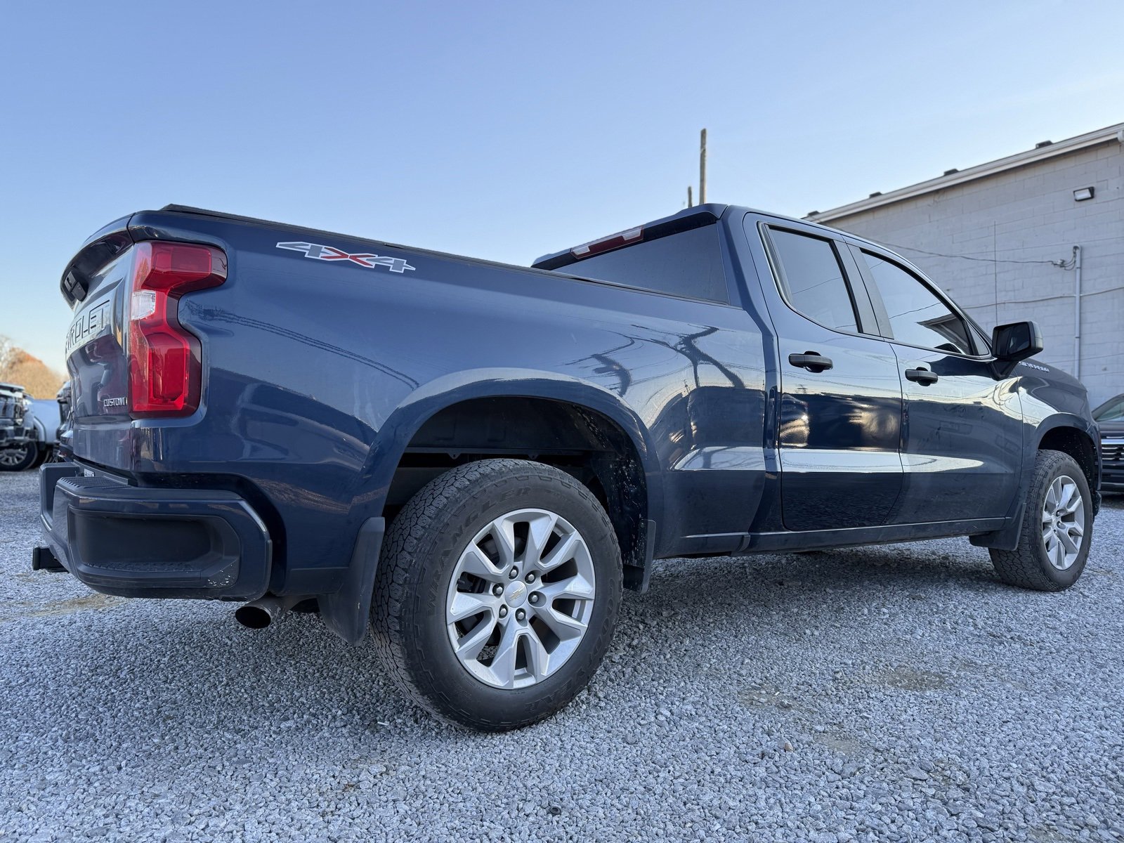 Used 2022 Chevrolet Silverado 1500 Custom image 6