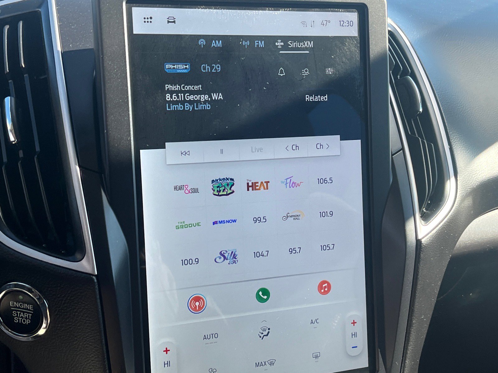 Certified 2024 Ford Edge SE w/ Black Appearance Package image 11