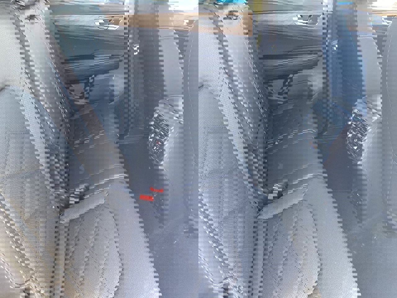 New 2026 Volkswagen Atlas SE image 9