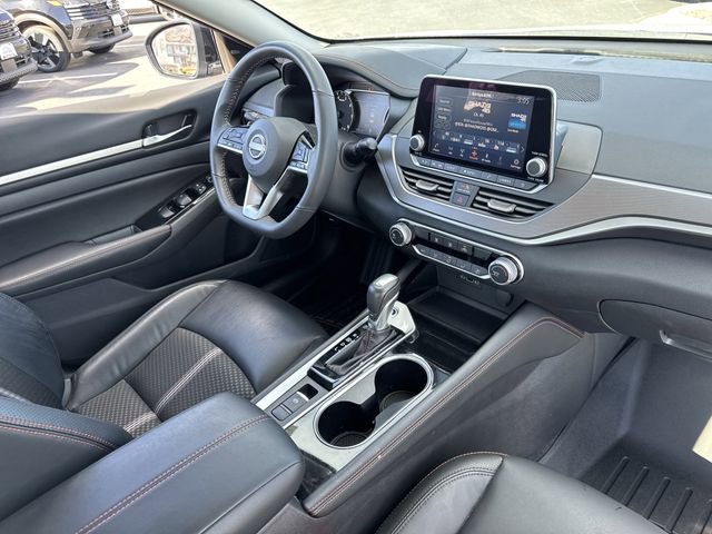 Certified 2025 Nissan Altima 2.5 SR image 28