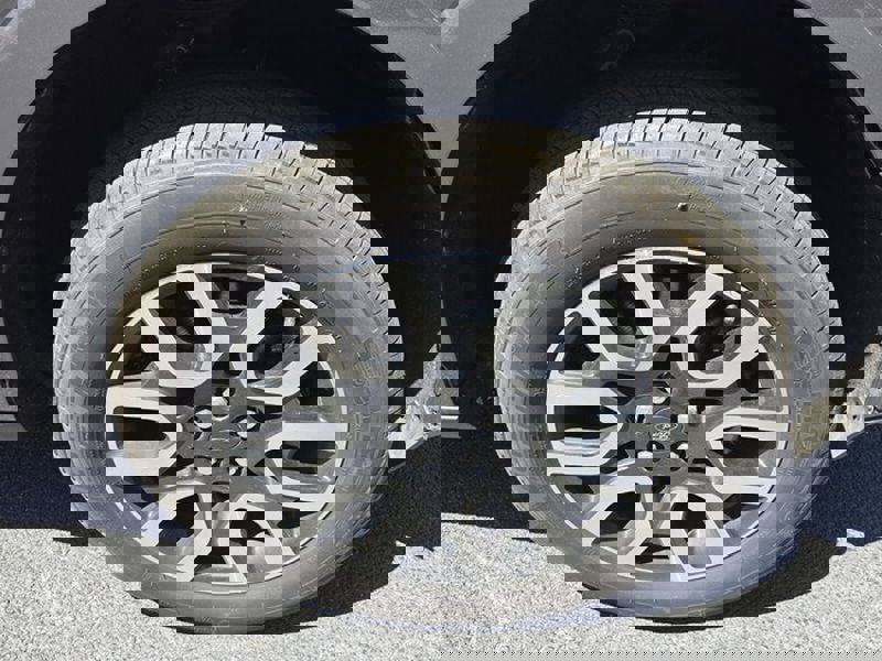 Used 2023 Ford Maverick Lariat w/ Lariat Luxury Package FWD image 18