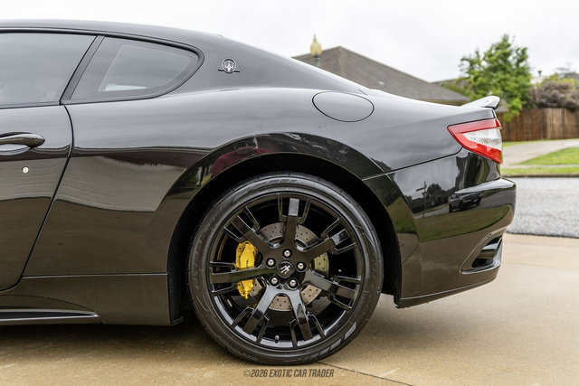 Used 2011 Maserati GranTurismo S RWD image 5
