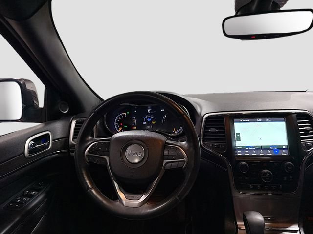 Used 2018 Jeep Grand Cherokee Limited image 22
