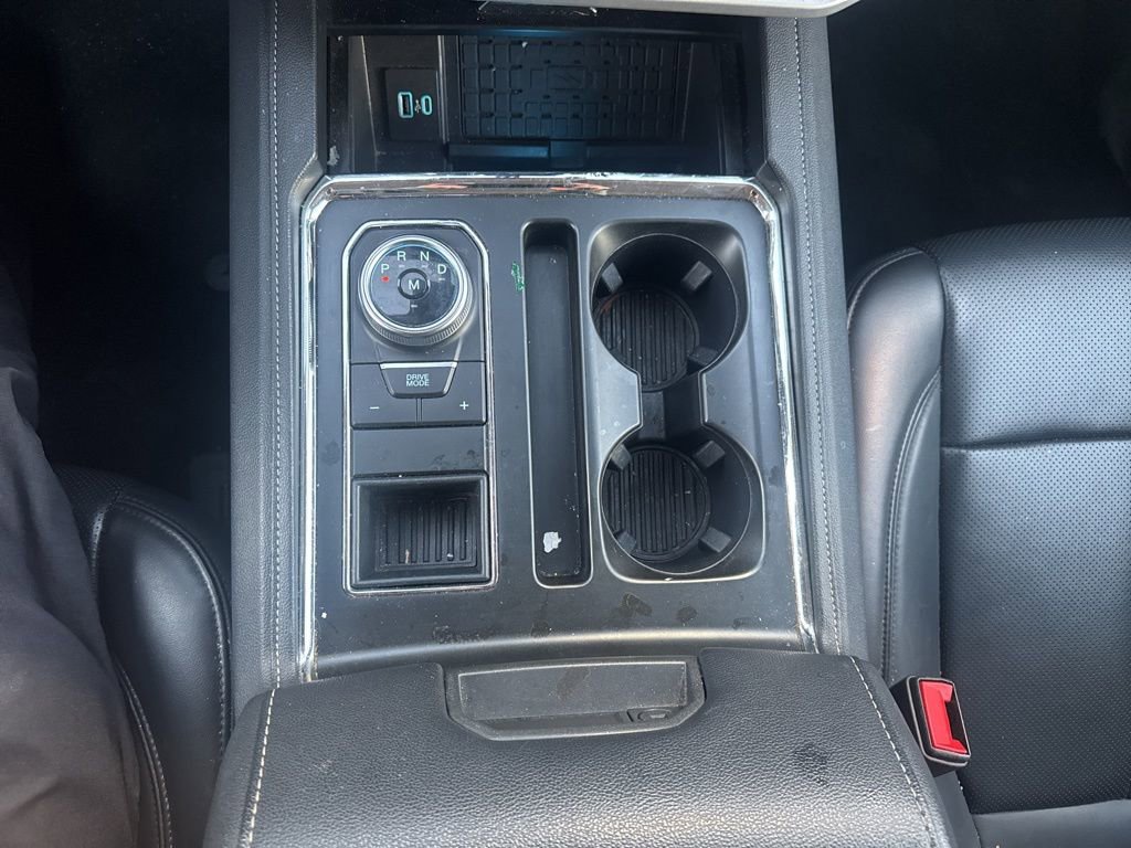Used 2024 Ford Expedition XLT image 21
