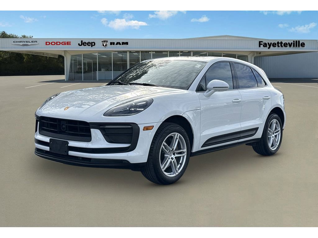 Used 2024 Porsche Macan Turbo image 7