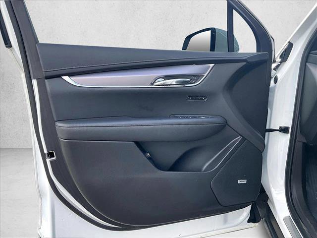 Used 2023 Cadillac XT6 Luxury image 18