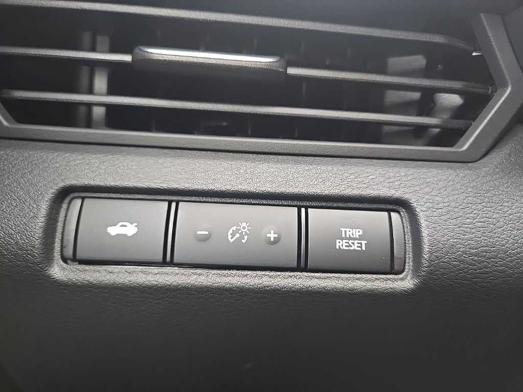 New 2025 Nissan Altima 2.5 SV image 15