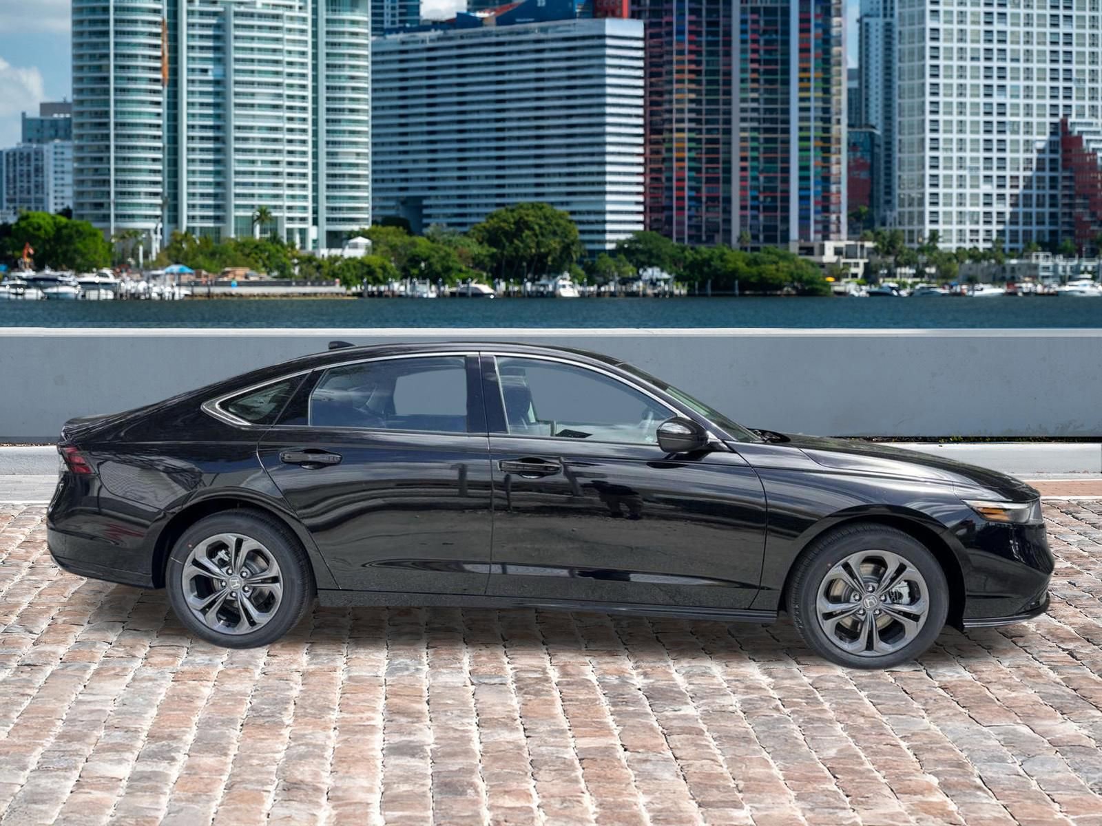 New 2026 Honda Accord EX-L image 4