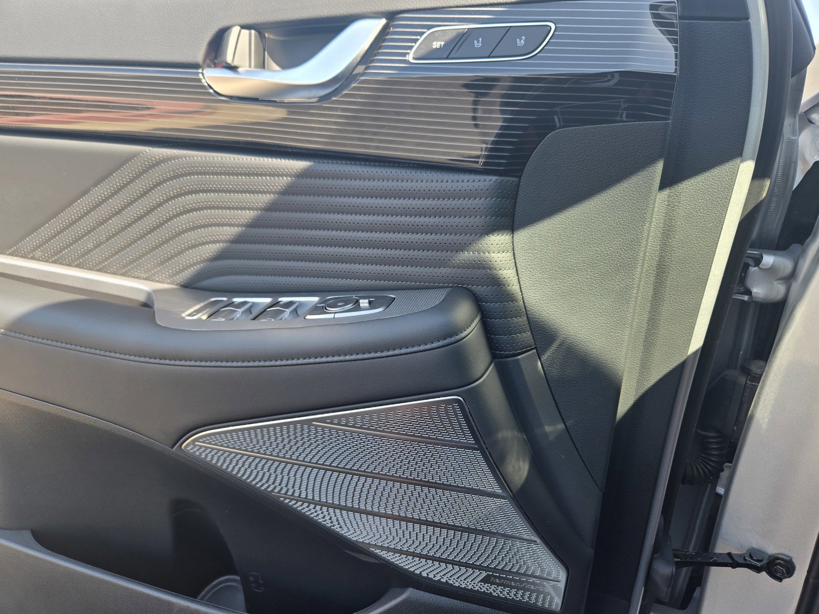 New 2025 Hyundai Palisade Calligraphy image 17