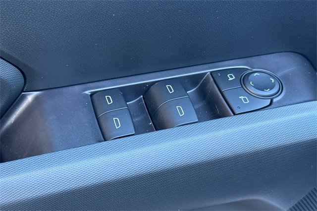 New 2026 Chevrolet Colorado W/T image 15