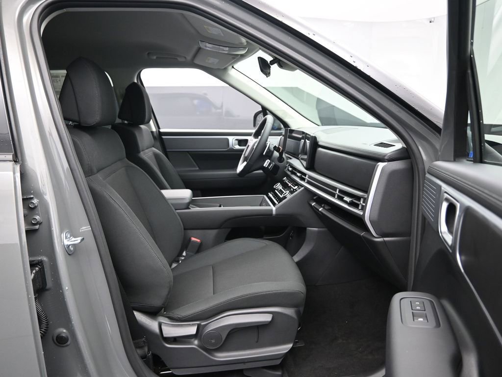 New 2026 Hyundai Santa Fe SE image 31