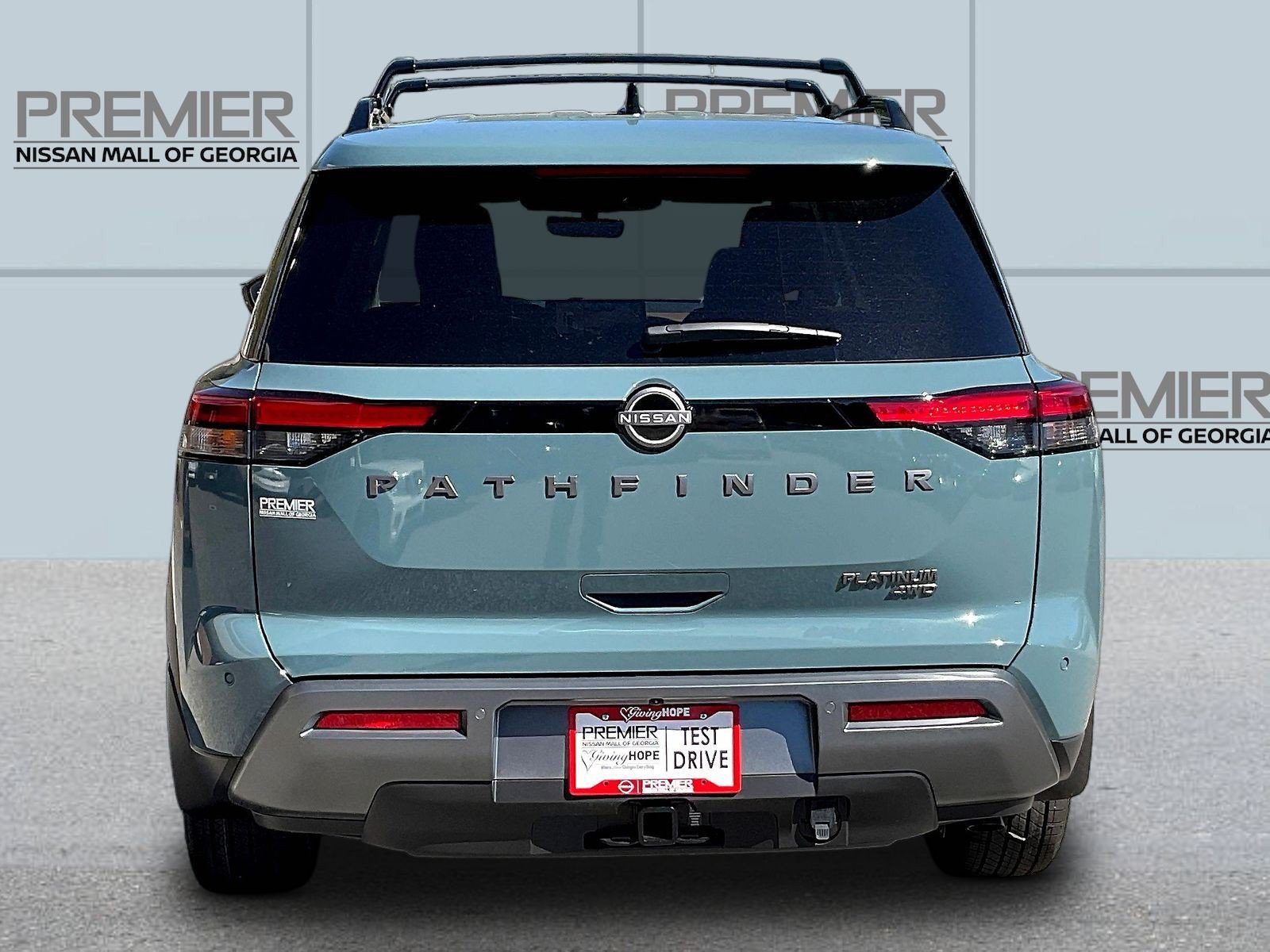 New 2026 Nissan Pathfinder Platinum w/ Accent Package AWD/4WD image 4