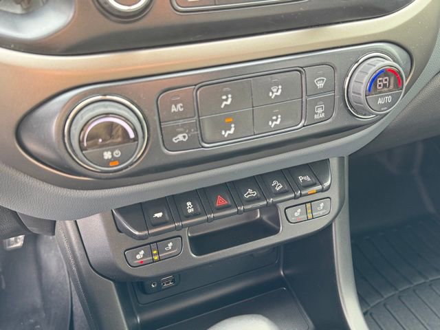 Used 2022 Chevrolet Colorado Z71 image 25