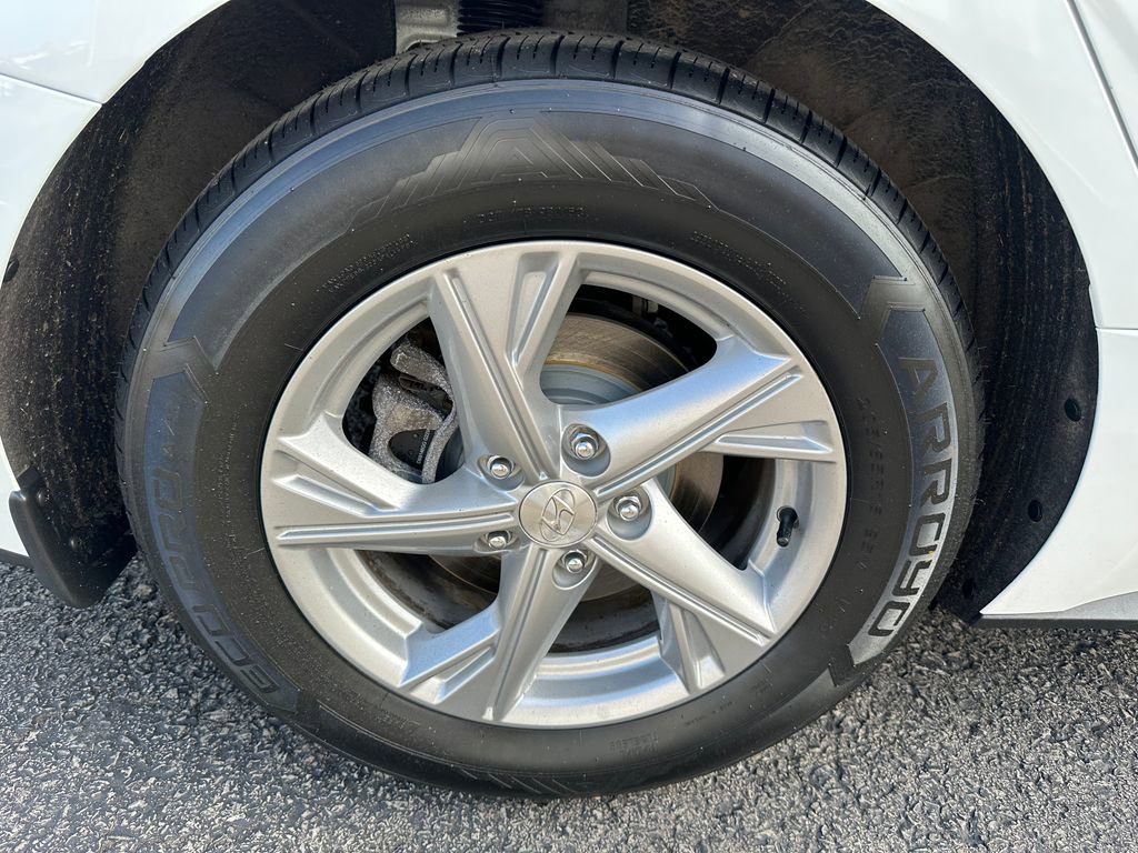 Used 2021 Hyundai Sonata SE w/ Preferred Accessory Package FWD image 29