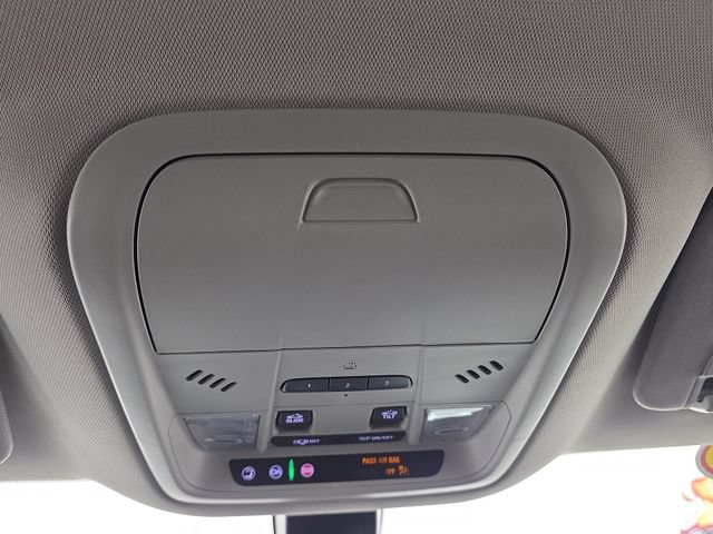 Used 2020 Buick Enclave Essence w/ Sport Touring Edition FWD image 26