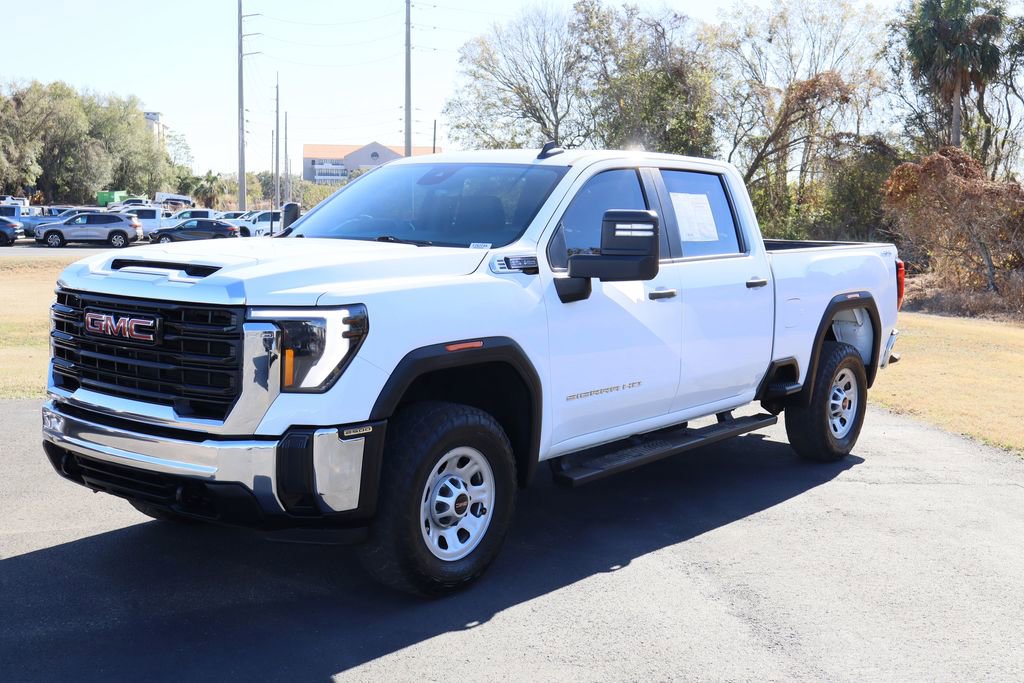 Used 2024 GMC Sierra 2500 Pro w/ Convenience Package image 4