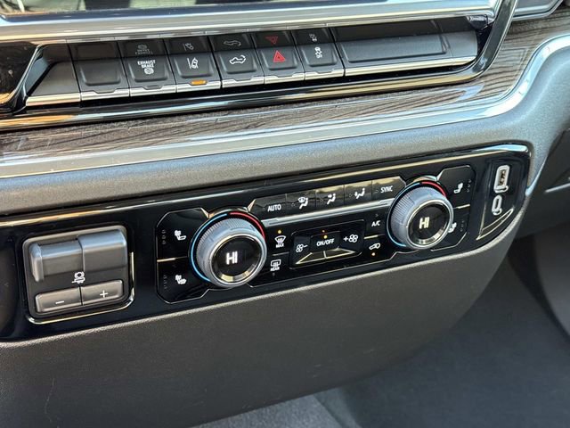 Used 2024 Chevrolet Silverado 2500 LT w/ Convenience Package image 22