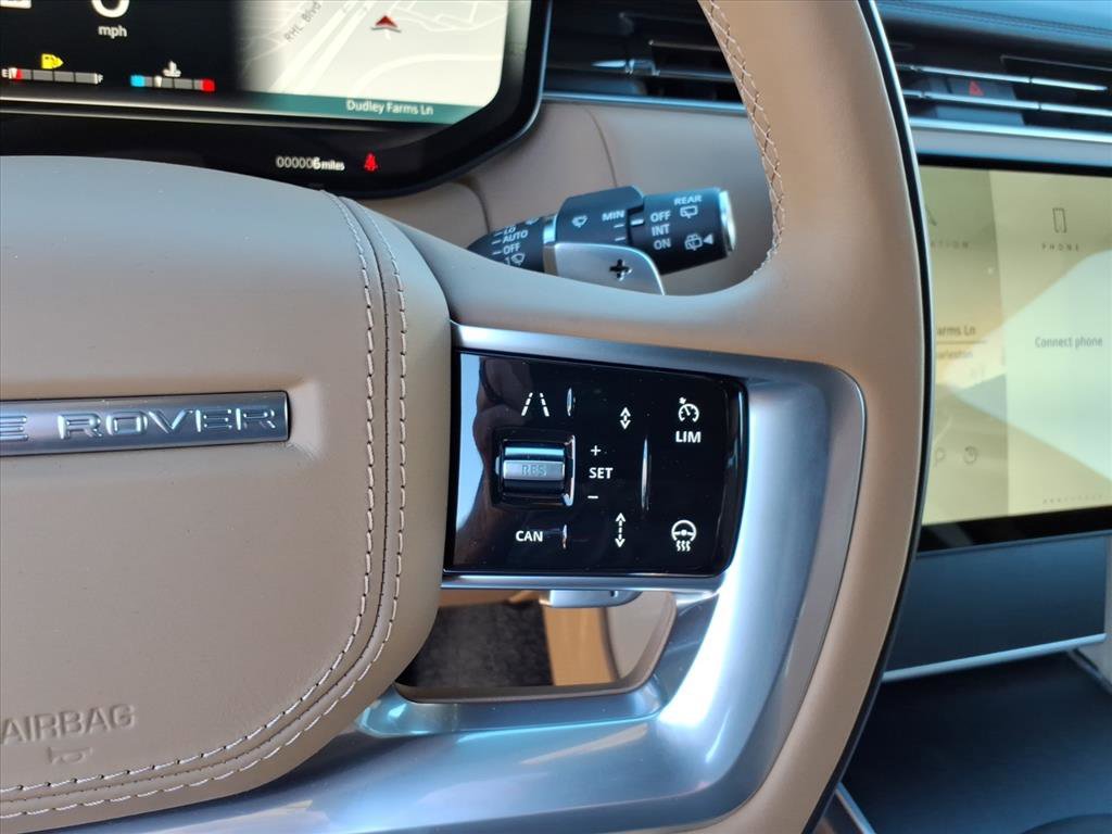 New 2026 Land Rover Range Rover SE image 17