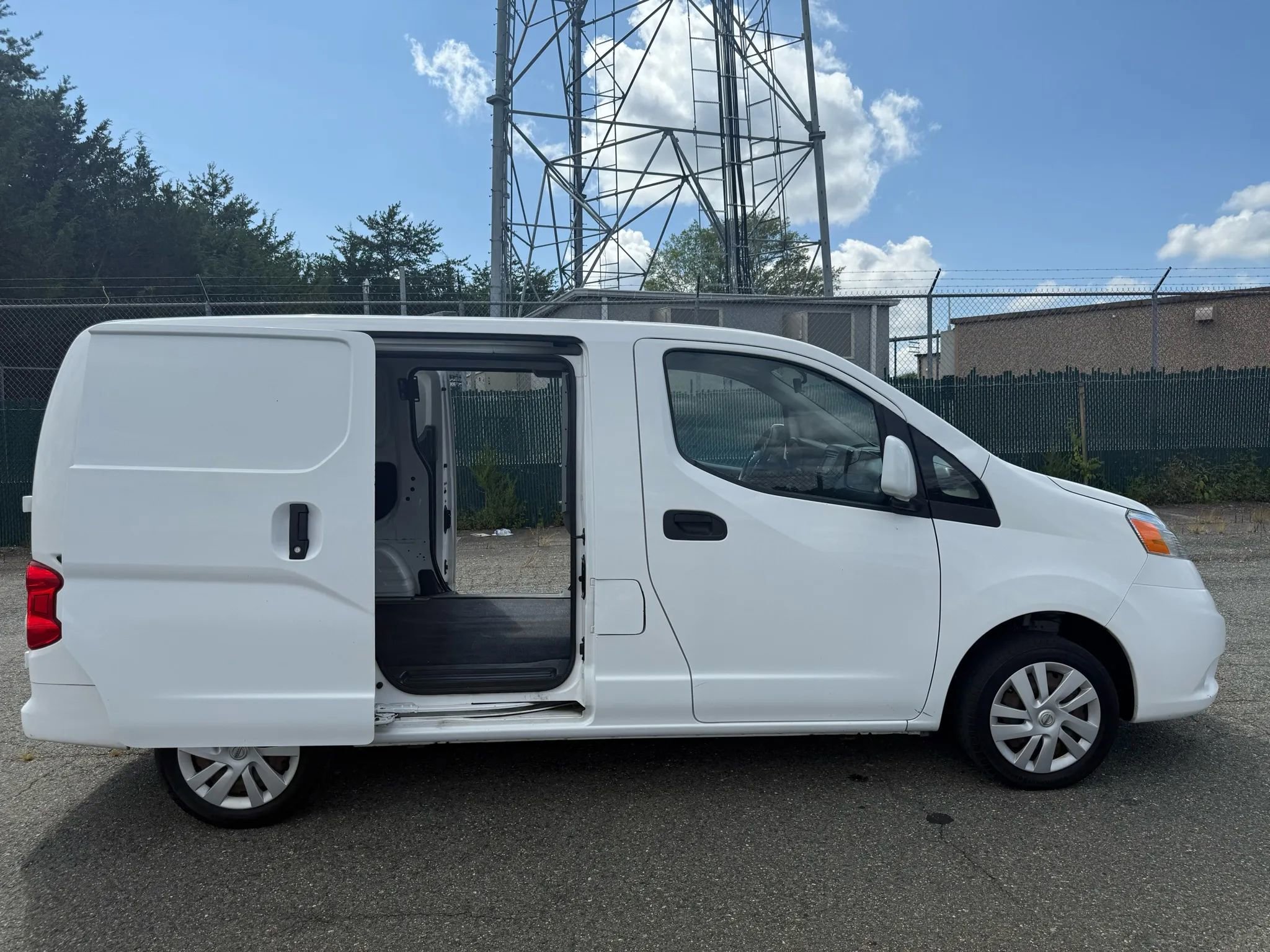 Used 2018 Nissan NV200 SV w/ Navigation Package image 45