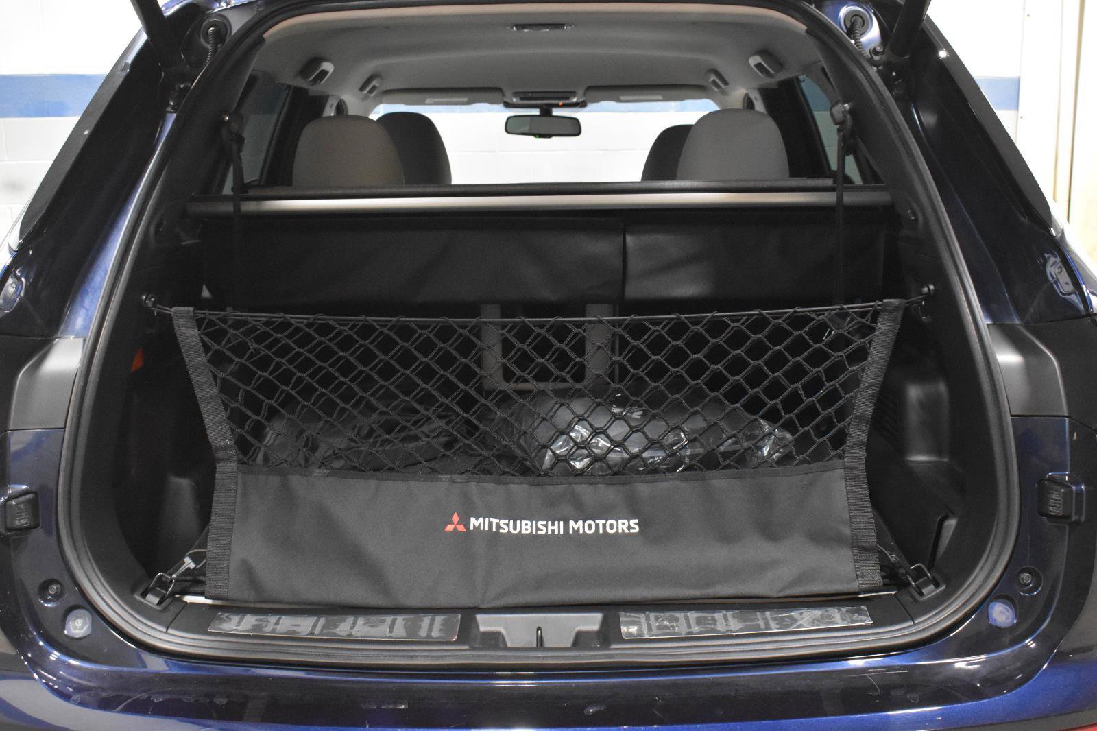 Used 2023 Mitsubishi Outlander SEL image 25