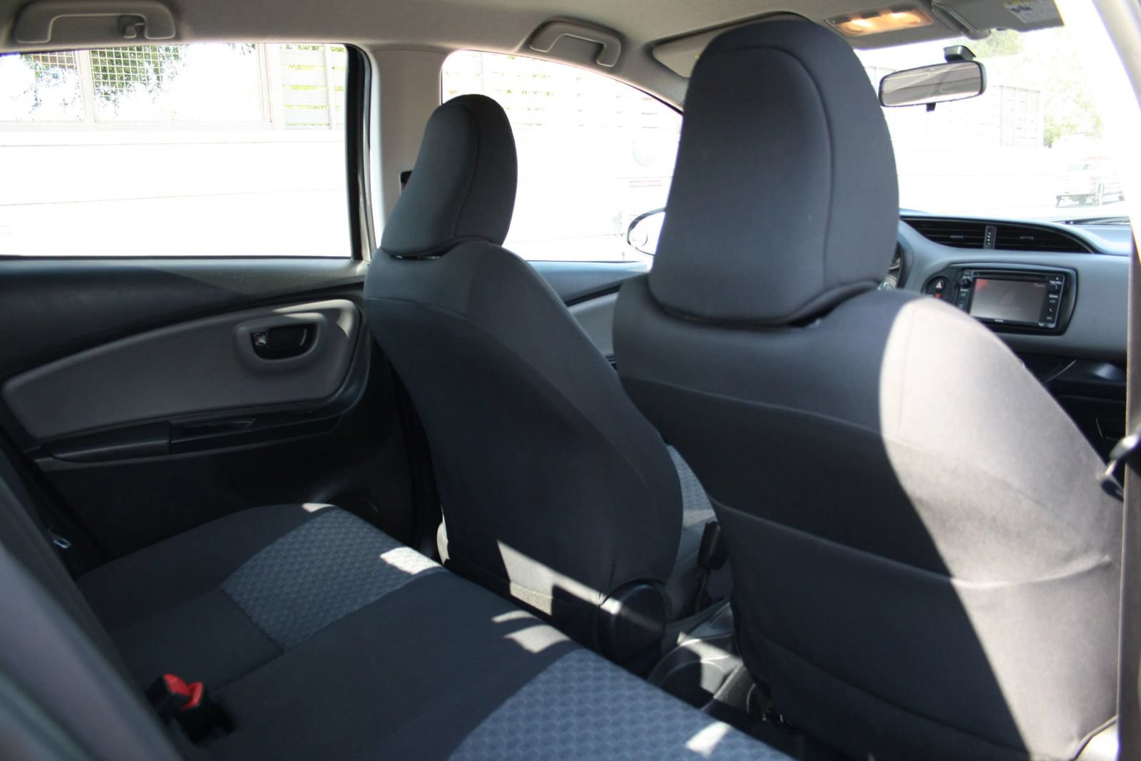 Used 2015 Toyota Yaris L FWD image 11