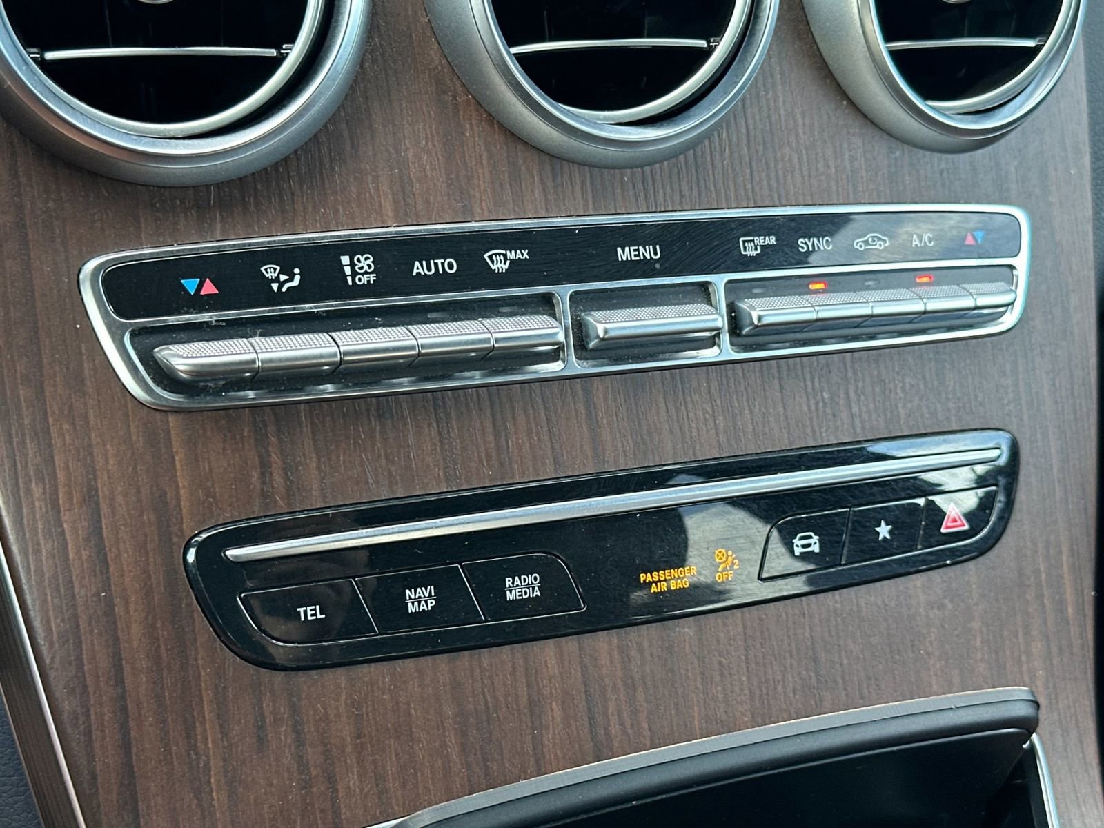 Certified 2022 Mercedes-Benz GLC 300 image 22