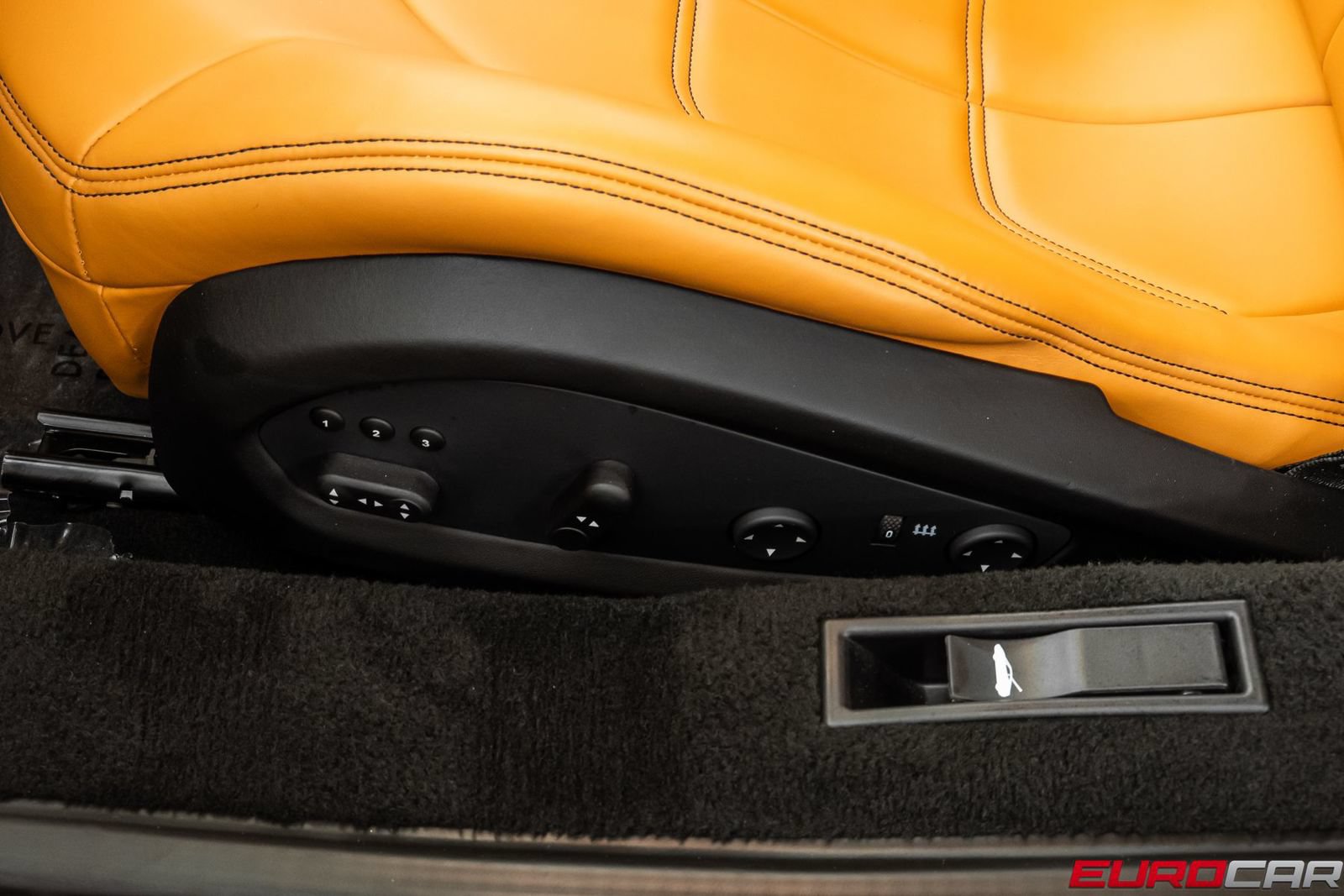 Used 2019 Ferrari 488 GTB RWD image 45