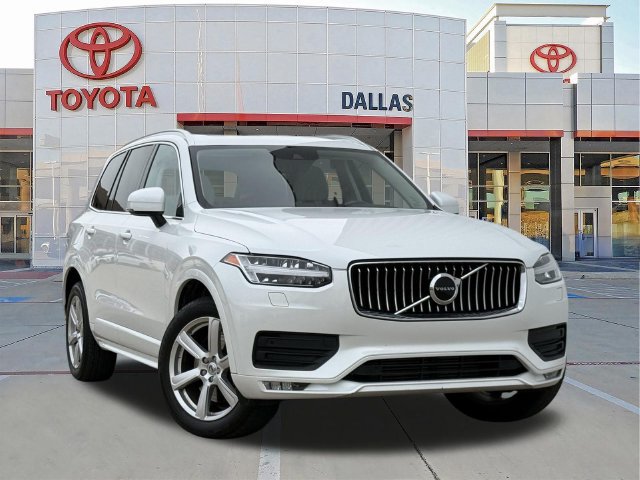 Used 2021 Volvo XC90 T5 Momentum w/ Climate Package FWD image 1