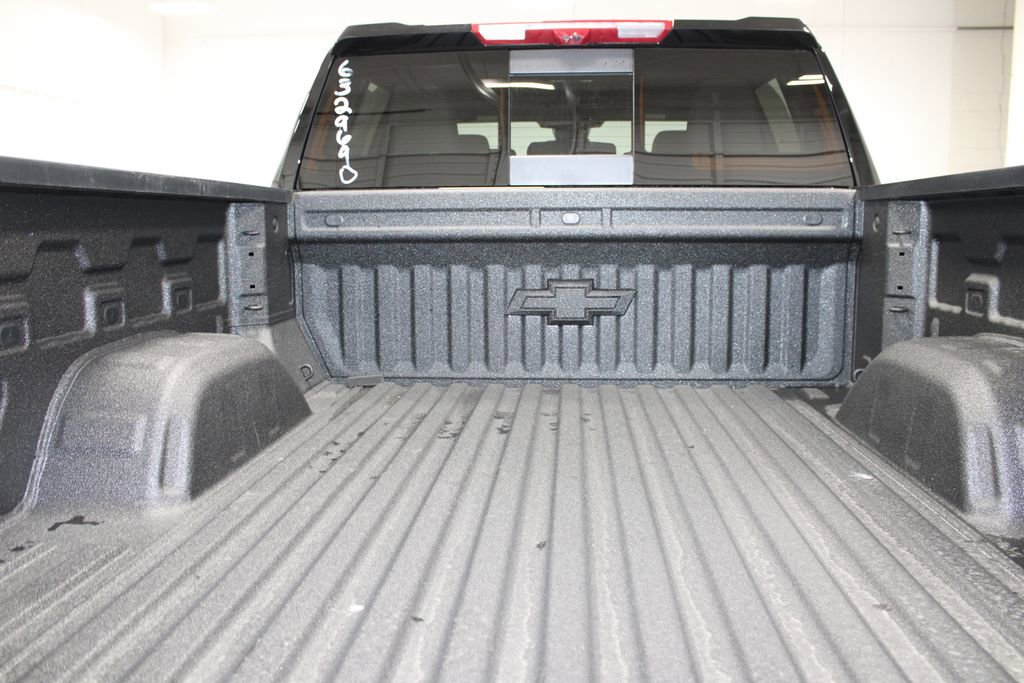 New 2026 Chevrolet Silverado 1500 ZR2 image 23