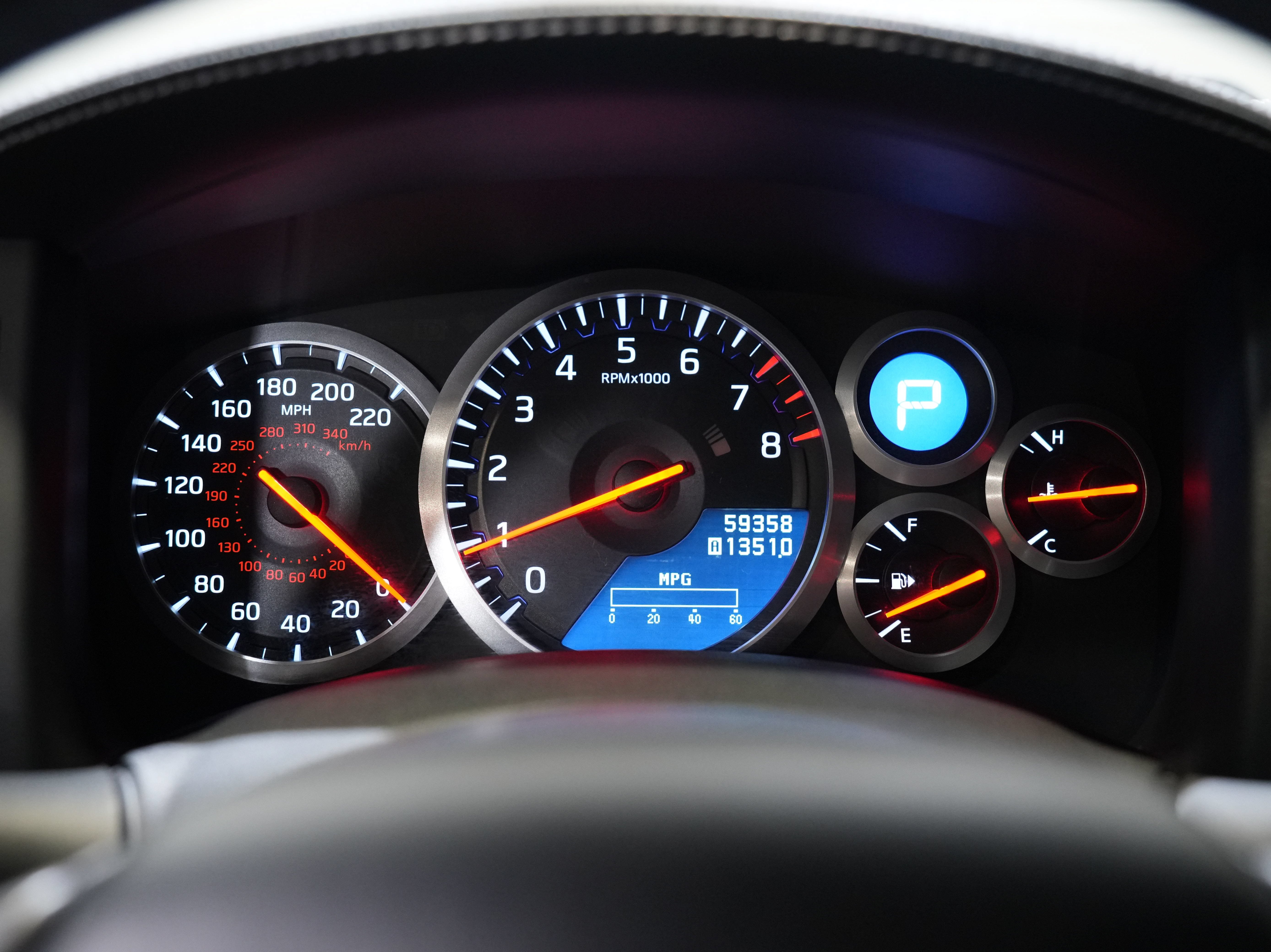 Used 2014 Nissan GT-R Premium AWD/4WD image 37