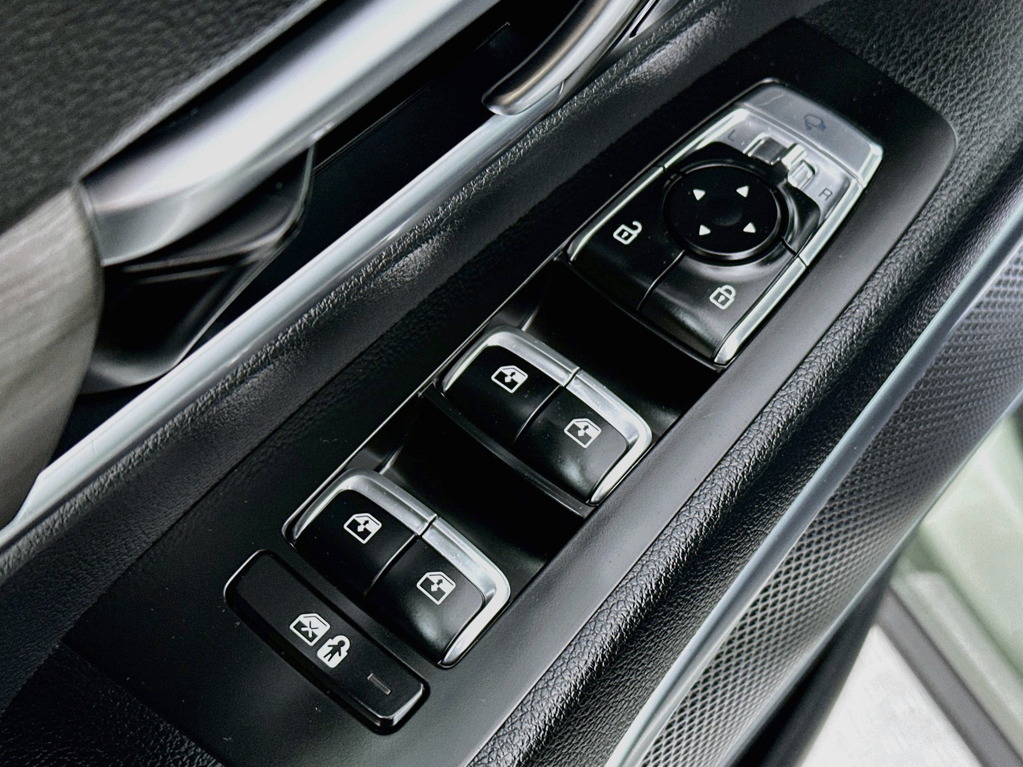 Used 2023 Kia Telluride SX X-Line AWD/4WD image 18