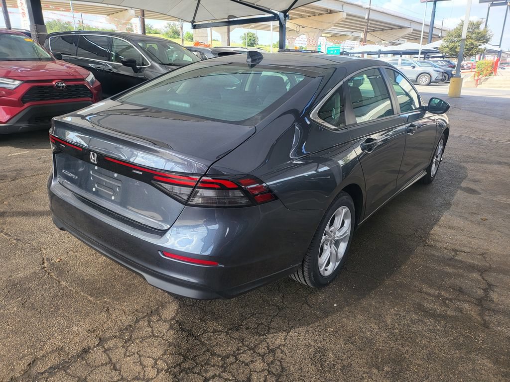 Used 2025 Honda Accord LX image 8