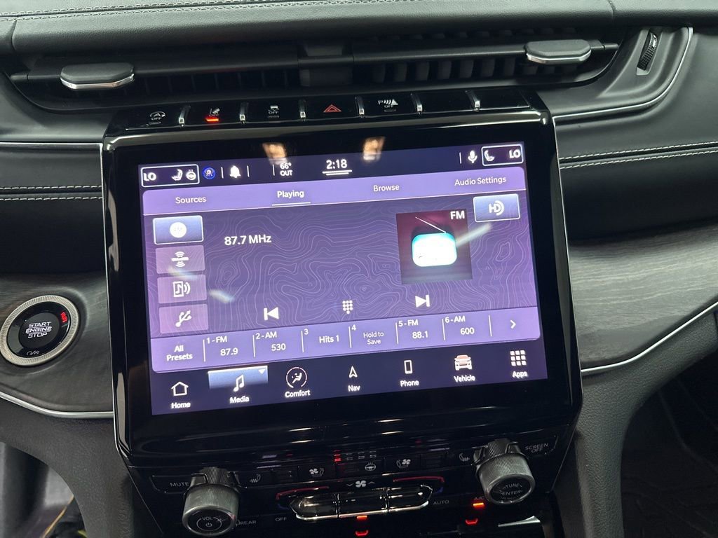 Used 2021 Jeep Grand Cherokee L Overland w/ Luxury Tech Group IV image 16