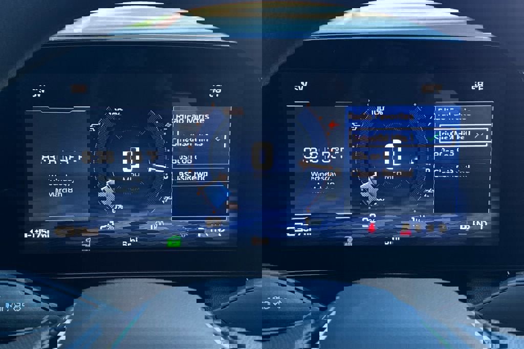 New 2026 Chevrolet Equinox EV LT image 24