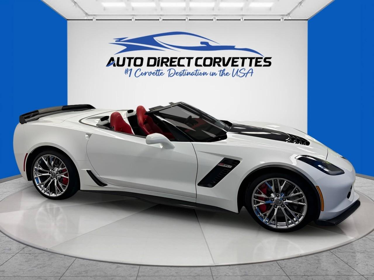 Used 2015 Chevrolet Corvette Z06 w/ 3LZ Preferred Equipment Group RWD image 5
