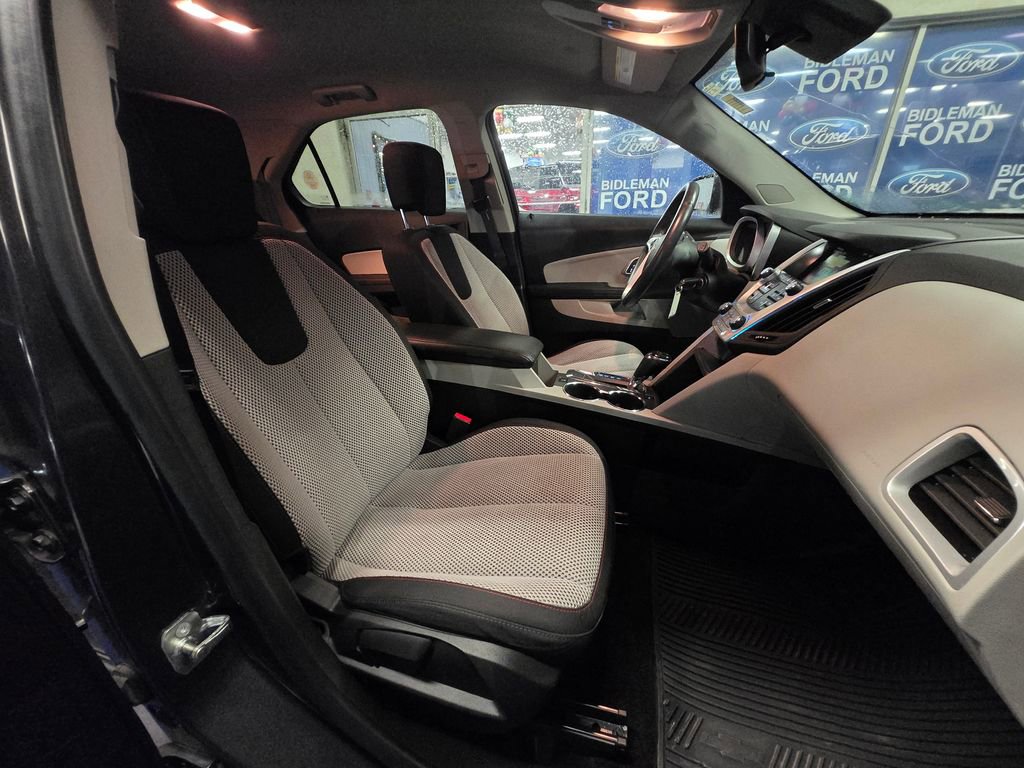 Used 2016 Chevrolet Equinox LT w/ Convenience Package image 22