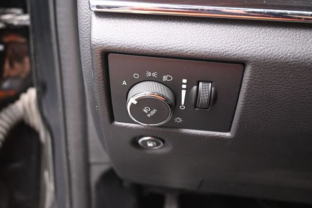 Used 2021 Jeep Grand Cherokee Limited w/ Trailer Tow Group IV AWD/4WD image 19