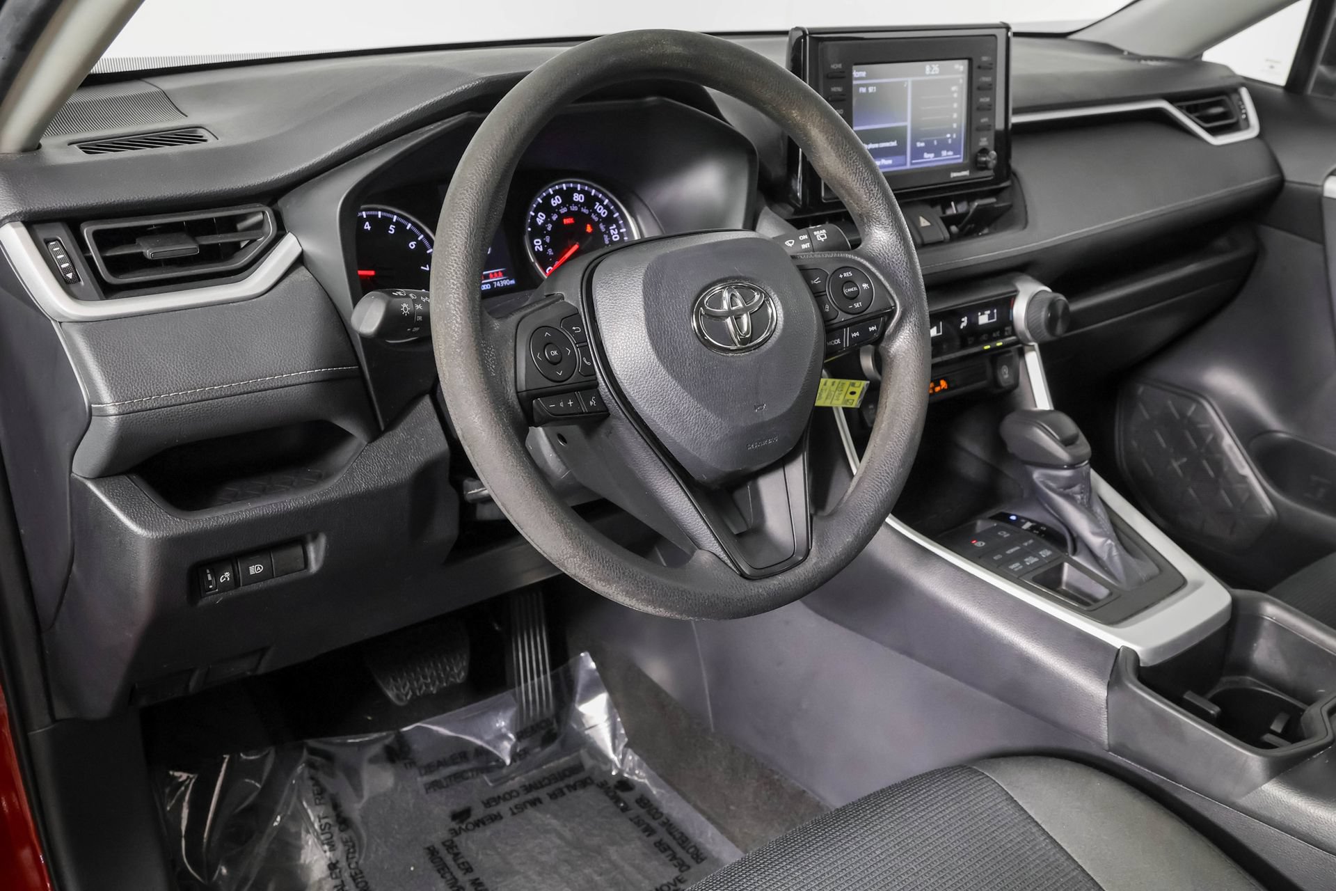 Used 2022 Toyota RAV4 LE AWD/4WD image 5